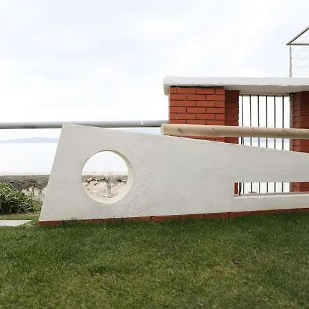 Feriehus Yfn Urla Seaside House *