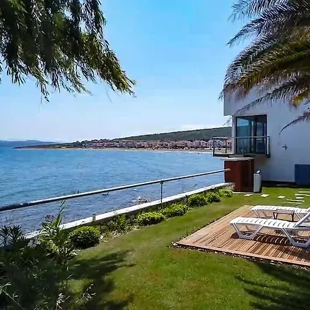 Casa de Férias Yfn Urla Seaside House Balikliova