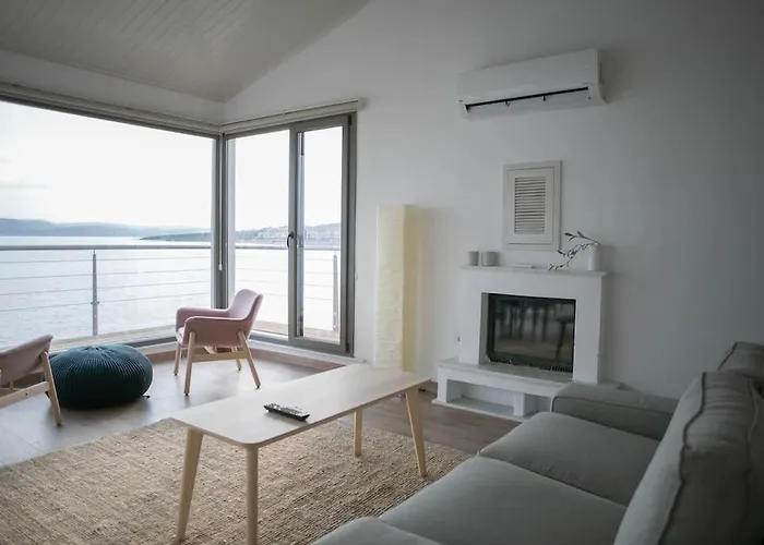 Yfn Urla Seaside House Casa de Férias Balikliova
