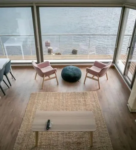 Yfn Urla Seaside House * Balikliova