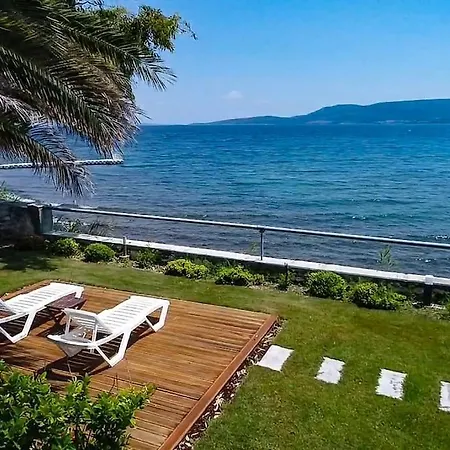 בית נופש Yfn Urla Seaside House Balikliova