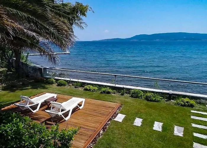 Tatil Evi Yfn Urla Seaside House Balikliova