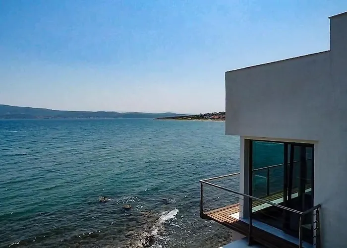 Yfn Urla Seaside House