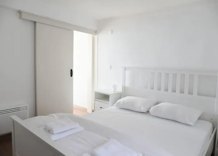 Yfn Urla Seaside House Balikliova