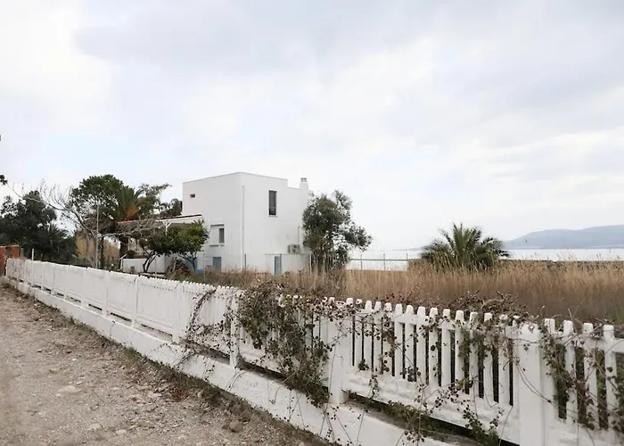 Yfn Urla Seaside House
